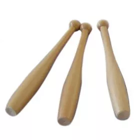 TURNKEULEN AUS HARTHOLZ